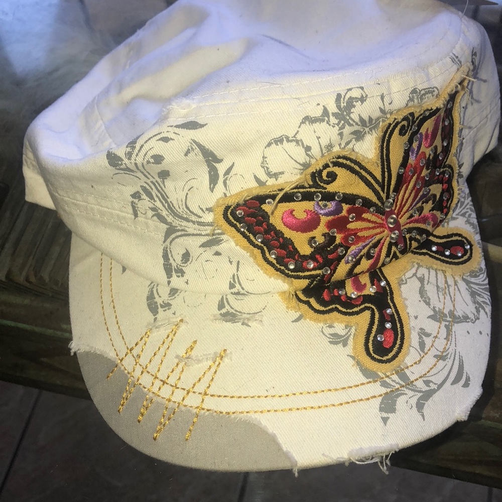 cute butterfly hat🦋⚡️